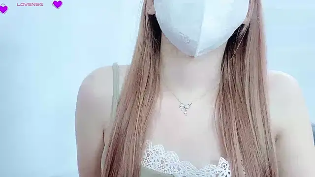 tanhxiu online show from February 2025 06:04:02 PM