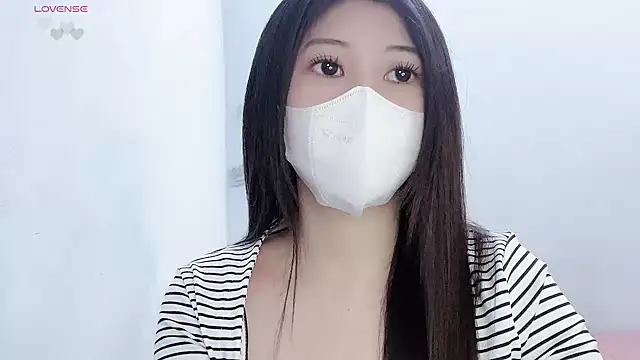 tanhxiu online show from February 2026 01:16:01 PM