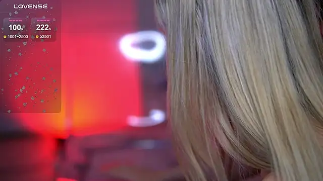 Snapshot of AudreyZanne chatting on March 2025 08:46:01 AM AudreyZanne online show from March 2025 08:46:01 AM