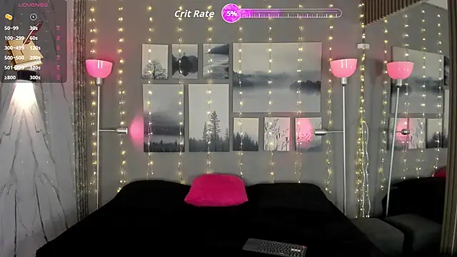 Snapshot of noah_and_rose chatting on November 2025 07:35:01 PM noah and rose online show from November 2025 07:35:01 PM