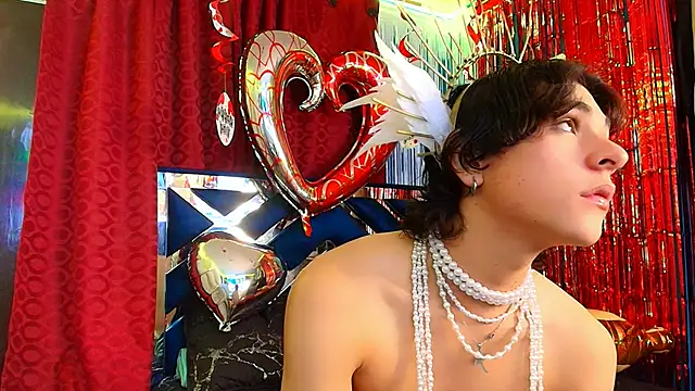 Luke Howland online show from February 2025 10:14:02 PM