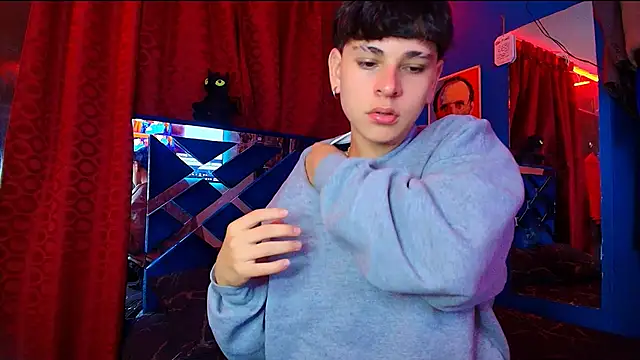 Luke Howland online show from September 2025 03:41:02 AM