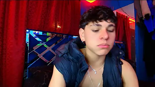 Luke Howland online show from September 2025 11:51:02 PM