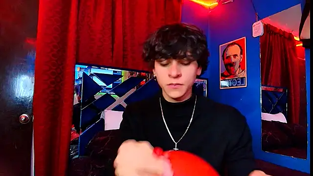 Luke Howland online show from January 2026 02:04:02 AM