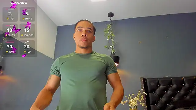 Snapshot of Bryson_Collins_ chatting on March 2025 11:03:01 AM Bryson Collins online show from March 2025 11:03:01 AM
