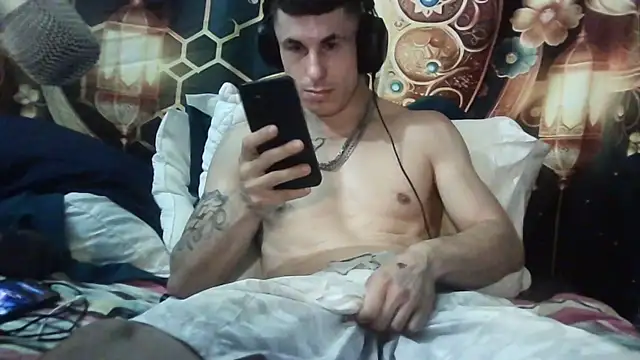 Snapshot of --D-a-D-D-y- chatting on October 2025 11:05:02 PM --D-a-D-D-y- online show from October 2025 11:05:02 PM