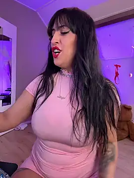 Snapshot of CarolaDrago chatting on March 2025 08:32:02 AM CarolaDrago online show from March 2025 08:32:02 AM