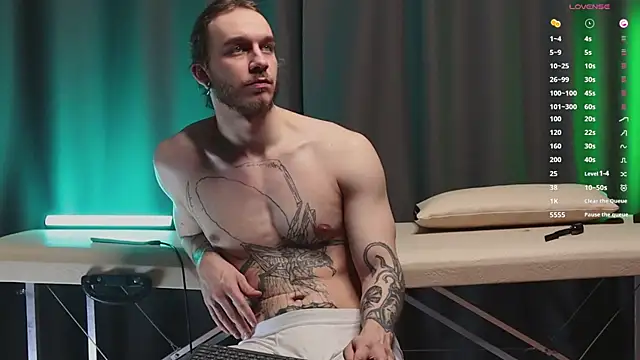 Snapshot of pleasure8869 chatting on February 2025 04:46:02 AM pleasure8869 online show from February 2025 04:46:02 AM