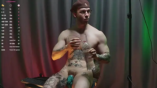 Snapshot of pleasure8869 chatting on March 2025 08:03:02 AM pleasure8869 online show from March 2025 08:03:02 AM