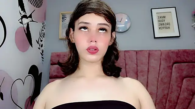 Snapshot of ValeriaAguilar chatting on December 2024 04:29:02 PM ValeriaAguilar online show from December 2024 04:29:02 PM