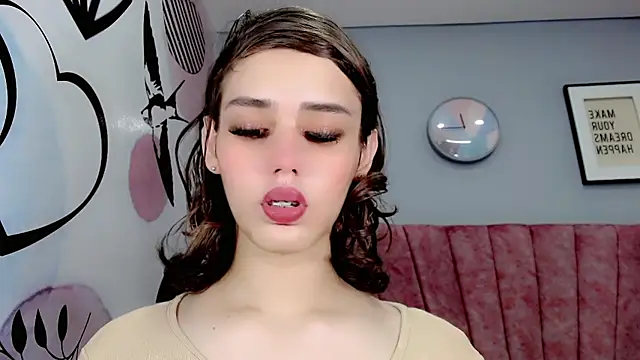 Snapshot of ValeriaAguilar chatting on December 2024 05:31:01 PM ValeriaAguilar online show from December 2024 05:31:01 PM