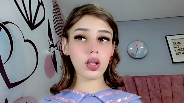 Snapshot of ValeriaAguilar chatting on January 2025 10:19:01 PM ValeriaAguilar online show from January 2025 10:19:01 PM