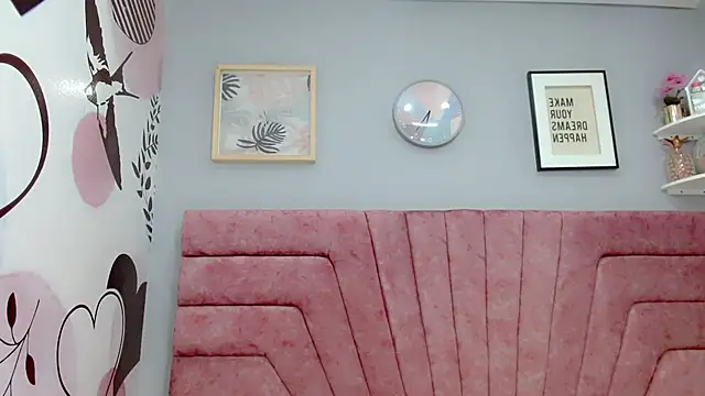 Snapshot of ValeriaAguilar chatting on February 2025 10:42:01 PM ValeriaAguilar online show from February 2025 10:42:01 PM