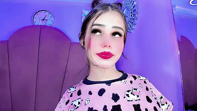 Snapshot of ValeriaAguilar chatting on September 2025 09:29:02 PM ValeriaAguilar online show from September 2025 09:29:02 PM