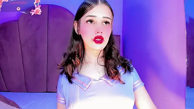 ValeriaAguilar online show from April 2026 09:46:01 PM