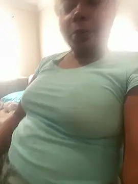 JCCaramelbarbie1 online show from October 2025 01:31:02 PM