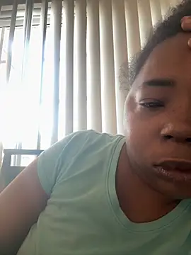 Snapshot of JCCaramelbarbie1 chatting on November 2025 09:28:01 PM JCCaramelbarbie1 online show from November 2025 09:28:01 PM