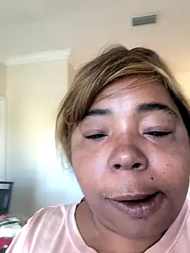Snapshot of JCCaramelbarbie1 chatting on December 2025 01:41:02 PM JCCaramelbarbie1 online show from December 2025 01:41:02 PM
