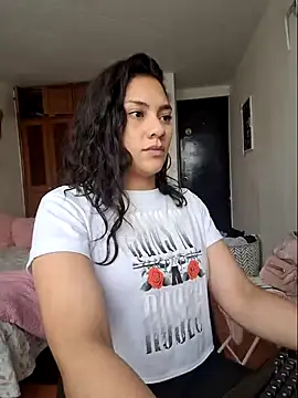 Thaliacooper  online show from December 2024 06:56:02 PM