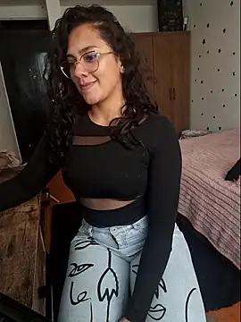 Snapshot of Thaliacooper_ chatting on January 2026 08:36:02 PM Thaliacooper online show from January 2026 08:36:02 PM