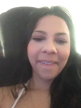 bellinii07 online show from November 2025 12:24:02 AM