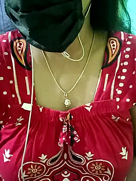 Snapshot of Aishu-tamil09 chatting on February 2025 07:56:01 PM Aishu-tamil09 online show from February 2025 07:56:01 PM