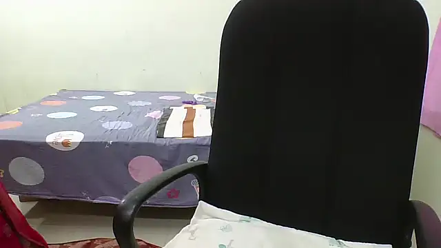 Snapshot of tamil_ureniya chatting on February 2025 07:02:01 PM tamil ureniya online show from February 2025 07:02:01 PM