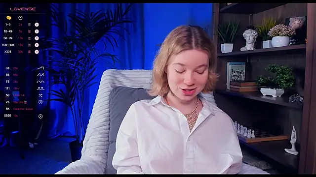 Snapshot of PollyHathor chatting on January 2025 09:29:02 PM PollyHathor online show from January 2025 09:29:02 PM