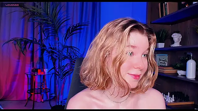Snapshot of PollyHathor chatting on March 2025 01:47:02 AM PollyHathor online show from March 2025 01:47:02 AM