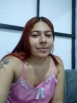 Snapshot of caro_sweett chatting on March 2025 11:27:01 AM caro sweett online show from March 2025 11:27:01 AM