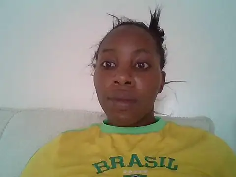 Snapshot of Queen_loveer chatting on June 2026 02:19:02 PM Queen loveer online show from June 2026 02:19:02 PM