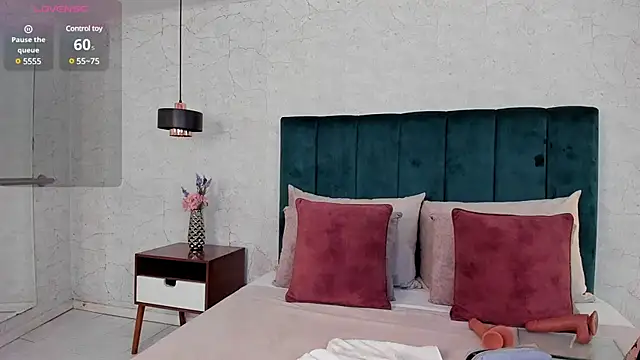 AndreaPink2024 online show from February 2025 11:52:01 AM