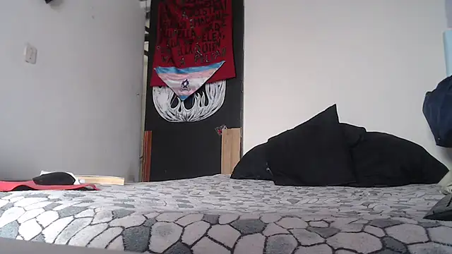 Zafiro subversiva online show from February 2025 07:33:01 PM