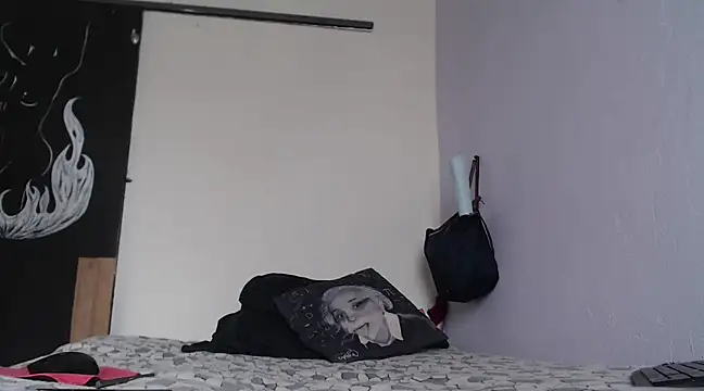 Zafiro subversiva online show from February 2025 05:47:01 PM