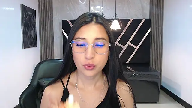 Snapshot of lizzyluk_ch chatting on January 2026 12:20:01 PM lizzyluk ch online show from January 2026 12:20:01 PM