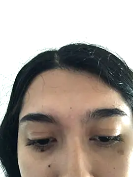 Snapshot of SweetLatiin_ chatting on November 2025 07:03:01 PM SweetLatiin online show from November 2025 07:03:01 PM