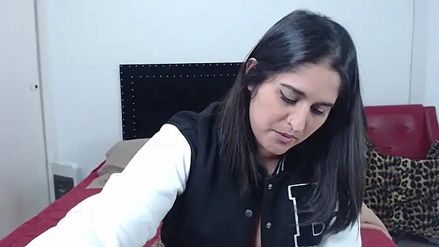 nathcollyns online show from October 2025 01:05:02 AM