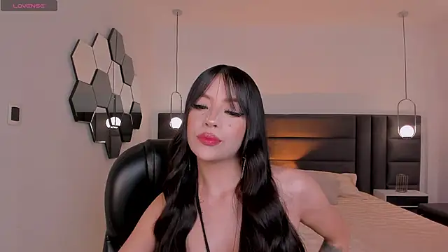 ValeriaRiveraX online show from November 2025 06:45:02 PM