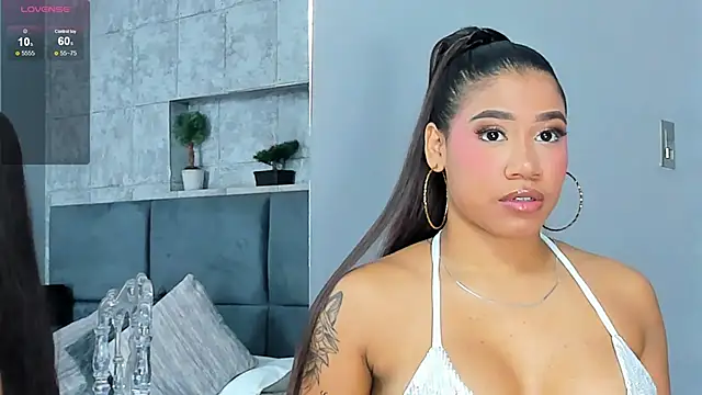 Salome Diaz  online show from March 2025 01:29:01 PM