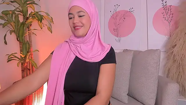 azzahara069 online show from February 2026 12:20:01 AM