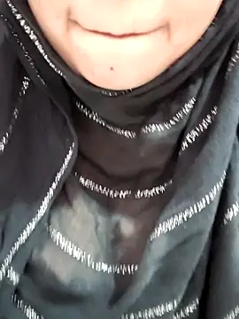 Indian-Nazia online show from November 2025 07:32:02 PM