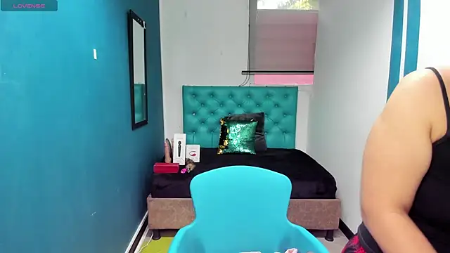 ArielleJones online show from December 2024 12:14:02 PM