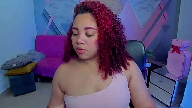 Snapshot of AngelaCoffee chatting on November 2025 03:50:01 AM AngelaCoffee online show from November 2025 03:50:01 AM