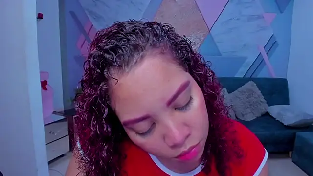 Snapshot of AngelaCoffee chatting on December 2025 03:34:01 AM AngelaCoffee online show from December 2025 03:34:01 AM