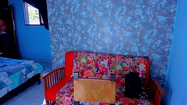 Snapshot of AngelaCoffee chatting on December 2025 10:14:01 PM AngelaCoffee online show from December 2025 10:14:01 PM