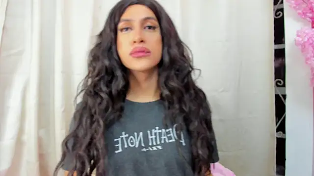 Snapshot of _cat_18 chatting on February 2025 02:06:02 PM  cat 18 online show from February 2025 02:06:02 PM