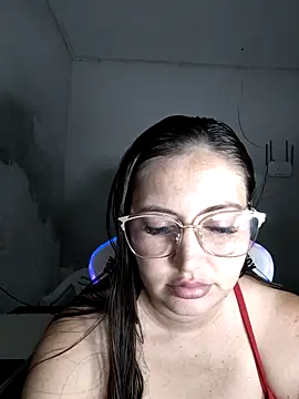 Snapshot of dani123unica chatting on September 2025 03:33:01 PM dani123unica online show from September 2025 03:33:01 PM