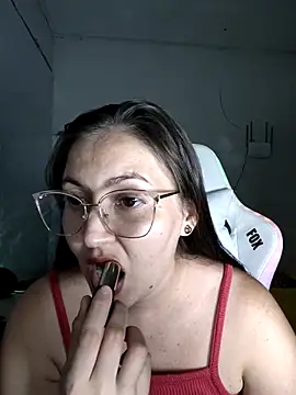 Snapshot of dani123unica chatting on September 2025 05:05:02 PM dani123unica online show from September 2025 05:05:02 PM