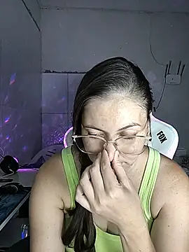 Snapshot of dani123unica chatting on October 2025 03:34:01 PM dani123unica online show from October 2025 03:34:01 PM