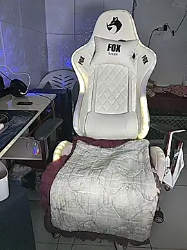 Snapshot of dani123unica chatting on November 2025 10:43:02 PM dani123unica online show from November 2025 10:43:02 PM